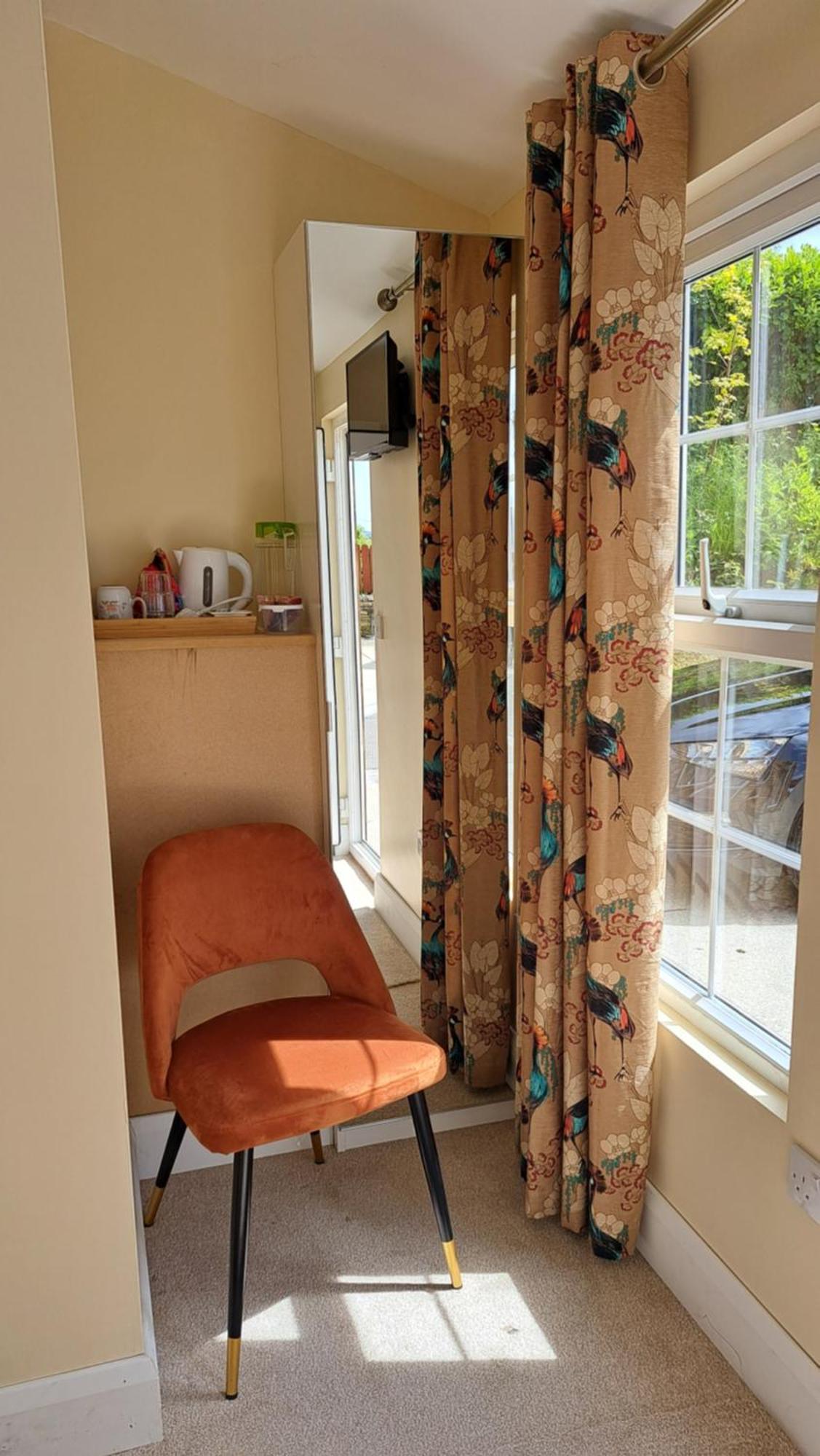 Hillhead House, F94 F6n1 5* Ardara